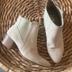 House of Harlow Suede Booties